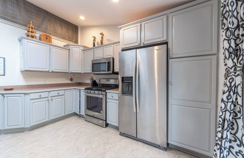Douglas Casa | Walking distance to many local attractions - Perfect for a Relaxing Getaway!