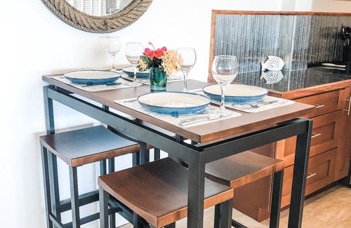 Cabes Point Condominio | Walking distance to the Gorgeous Sapphire Beach!