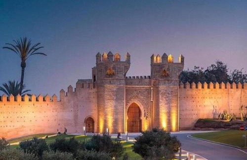 Rabat Alquiler De Eote | Walking Tour in Rabat by night with local