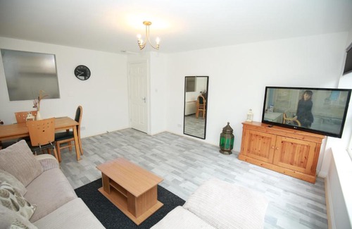 Tradeston Hotel | Wallace Apartment
