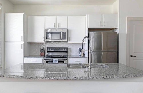 Waller Apartamento | Waller 3BD/2.5BA 1 - Tres Habitaciones Piso, Capacidad 6