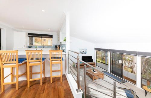 Green Point Casa | Wallis Lake Retreat-Between the ocean and the lake
