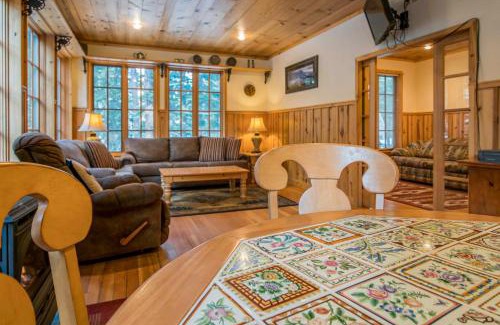 Joseph Casa | Wallowa River House