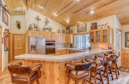 Deer Park Casa | Wallowa with Western Charm - Meredith Lodging