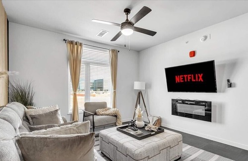 Rogers Apartamento | Walmart Amp|King|Pool|Fitness|Yoga|Game Room