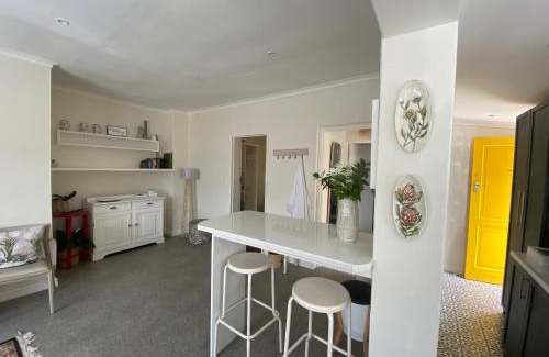 Cape Town City Centre Casa | Walmer Cottage - Cute & Pet friendly