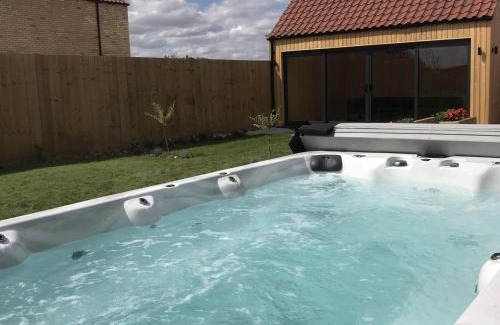 Dunholme Casa | Walnut House, Ashlin Farm Barns