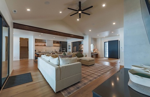 Thayne Cabina | Walnut Ridge Family Retreat with Hot Tub and Golf Near Jackson WY