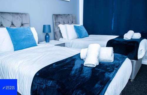 Walsall Casa | Walsall 3-Beds Sleeps 8 Groups & Contractors