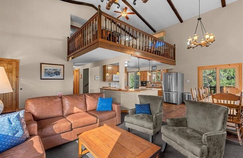 Manitou Springs Casa | Waltons Mountain Lodge