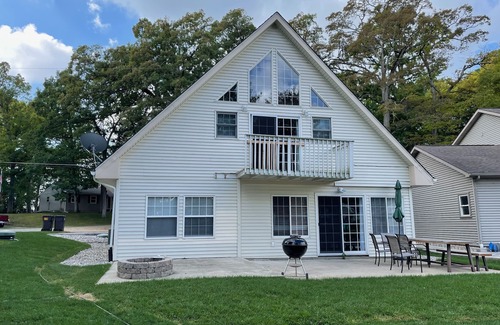 Brooklyn Casa | Wampler's Lake Cottage