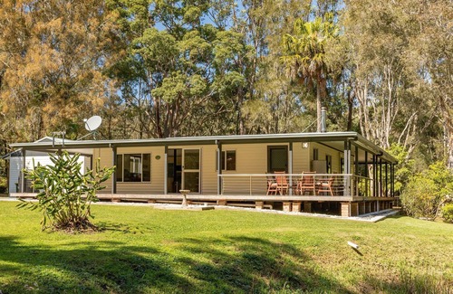 Bungwahl Casa | Wamwarra House- Reconnect and Relax in the quiet surrounds of Wamwarra House