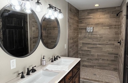 Unaka Cabina | Wander Inn, a new modern luxury cabin nestled in the NC mountains