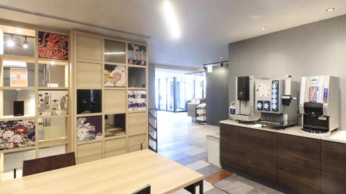 Shimogyo Hotel | Wander Kyoto Nanajo