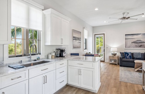 Bay Isle Casa | Wander Siesta Key sleeps 10, w/pool, 4 Bedrooms