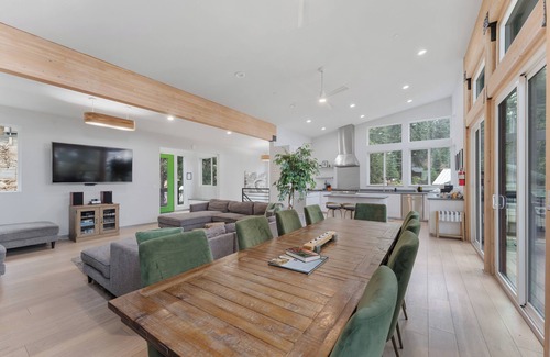Yosemite West Casa | Wander Yosemite Park w/ Forest View – 3 Bedrooms, Sleeps 8