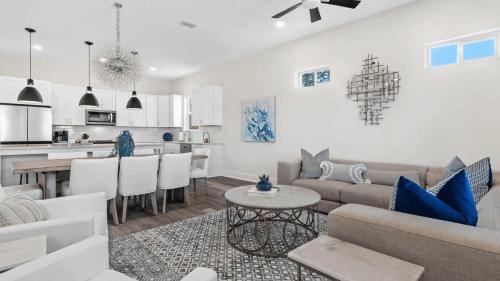 Kiska Beach Casa | Wanderlust by AvantStay Walk to Beach Pool New Construction