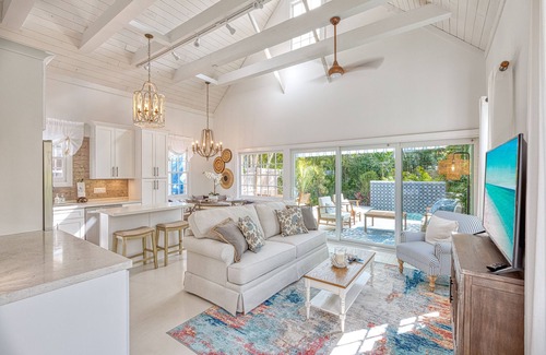 The Meadows Casa | WANDERLUST ~ Stunning 3 Bed, 3 Bath Retreat in Peaceful Neighborhood w/ Pool!