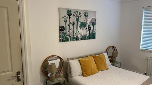 Thornton Casa | Wandsworth, South London Deluxe King Room 3