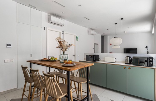 Gaztambide Cama Y Desayuno | Waou Urban Home I