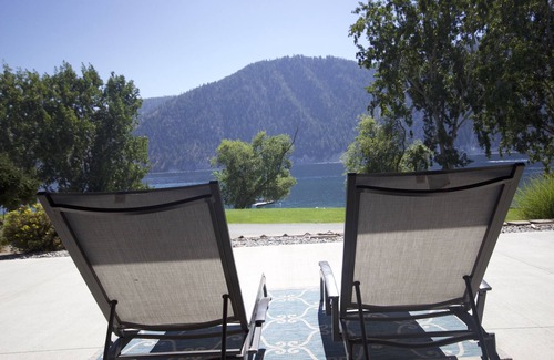 Wapato Point Casa | Wapato Point Bear Mountain Retreat - Views + Resort Access