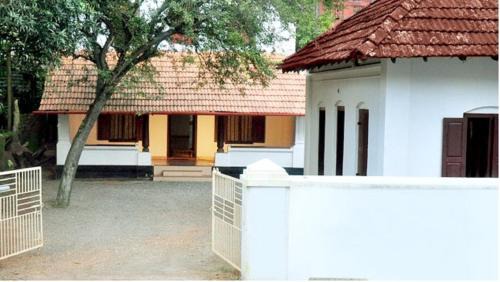 Thrissur Cama Y Desayuno | Wariyam Heritage