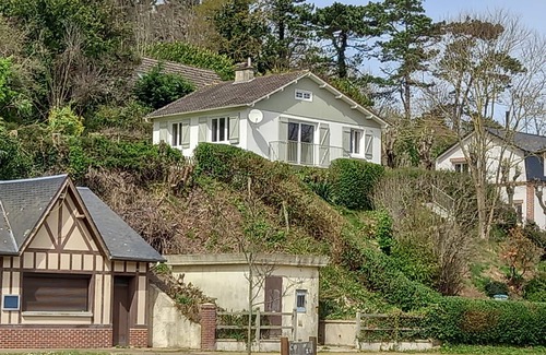 Veulettes-sur-Mer Casa | Warm and bright house 400m from the beach