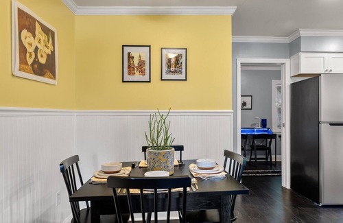 West Ashley Casa | Warm and Bright 4BR Home near Downtown Charleston