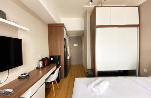 Cikarang Apartamento | Warm and Cozy Studio at Vasanta Innopark Apartment By Travelio
