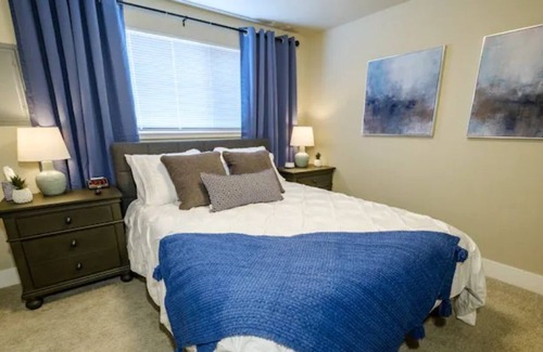 Southeast Salem Apartamento | Warm and inviting atmosphere, walking distance to Downtown and H - Longer stays