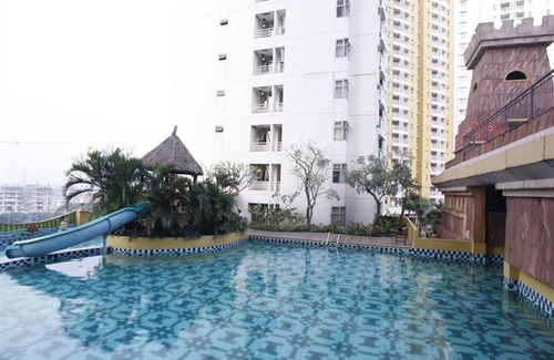 Panunggangan Utara Apartamento | Warm and Minimalist Studio (No Kitchen) at Great Western Apartment