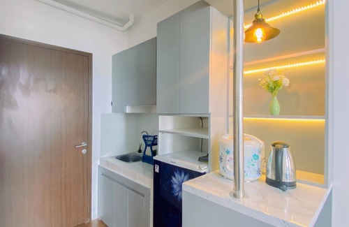 Gunung Putri Apartamento | Warm And Simply Studio Gunung Putri Square Apartment