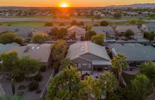 Coldwater Springs Casa | Warm&Cheery! Near Stadium, Golf, Bball, AFB w POOL