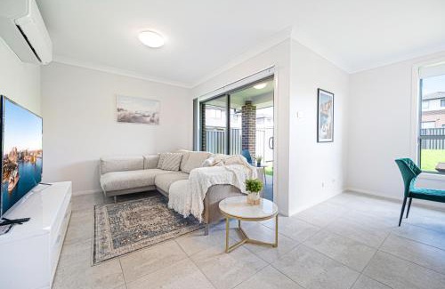 Leppington Apartamento | Warm cozy 5Br house near train station & Coles