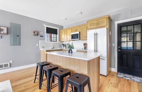 Twin Falls Casa | Warm Creek Cottage in the canyon