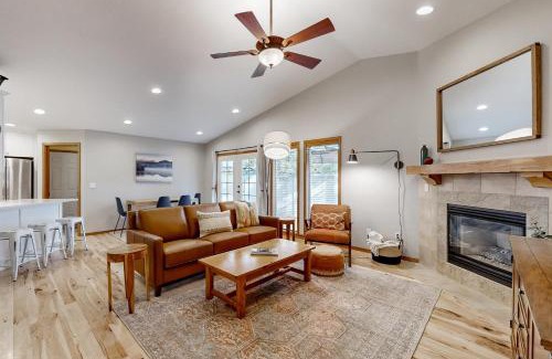 Southeast Boise Casa | Warm & Inviting