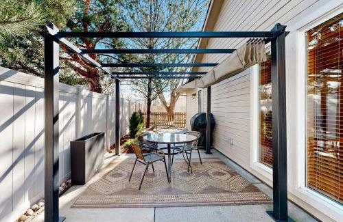 Southeast Boise Casa | Warm & Inviting