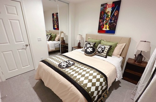 Chino Condominio | Warm little codon
