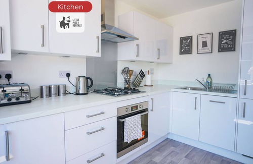 Peterborough Apartamento | Warm Modern Flat | 2x Parking | Wi-Fi | Smart TV