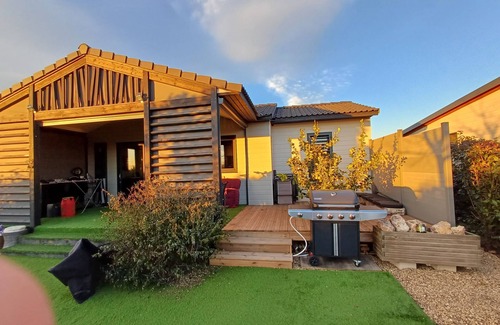 Marseillan Chalet De Esquí | Warm, peaceful cottage in the heart of vineyards near the sea in HERAULT