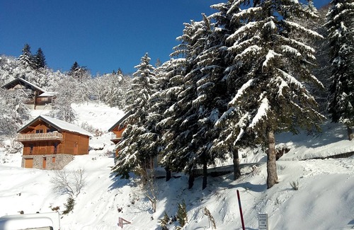 Saint-Jacques-des-Blats Apartamento | Beautiful apartment for 8 at the foot of the piste