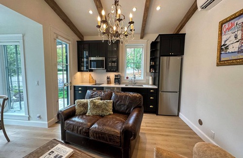 Warm Springs Casa | Warm Springs Chalet - luxe mountain. retreat. Close to skiing, hiking & biking.