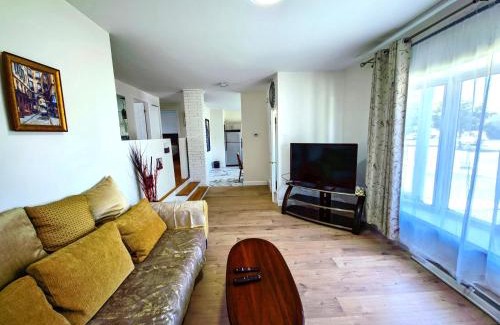 Saint-Hubert Apartamento | Warm Welcome Home