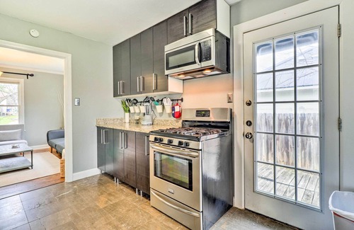 North Loop Casa | Warm & Welcoming Home w/ Yard Near UT Campus!