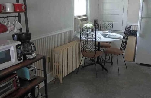 Berkeley Springs Casa | WarmHeart House near everything