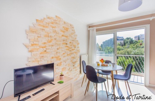 Le Mourillon Apartamento | Warmly 2 bedroom with AC, balcony and parking - Dodo et Tartine