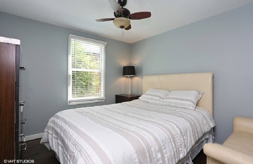 Bridgman Cabina | Warren Dunes on Lake Michigan-Hot Tub-Woodburning Fireplace-Two Bedroom/TwoBath