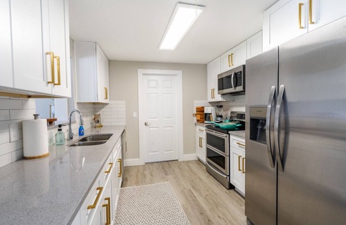South Gate Ridge Casa | Warren Ridge Retreat Heated Pool
