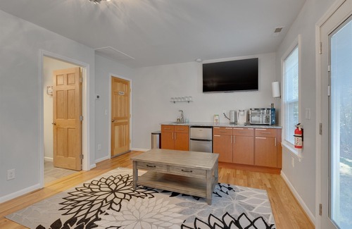 Cary Apartamento | Warren Studio @ Greenwood Forest