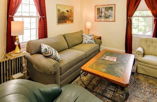 Warren Apartamento | Warren Vacation Rental, Walk to Warren Town Beach